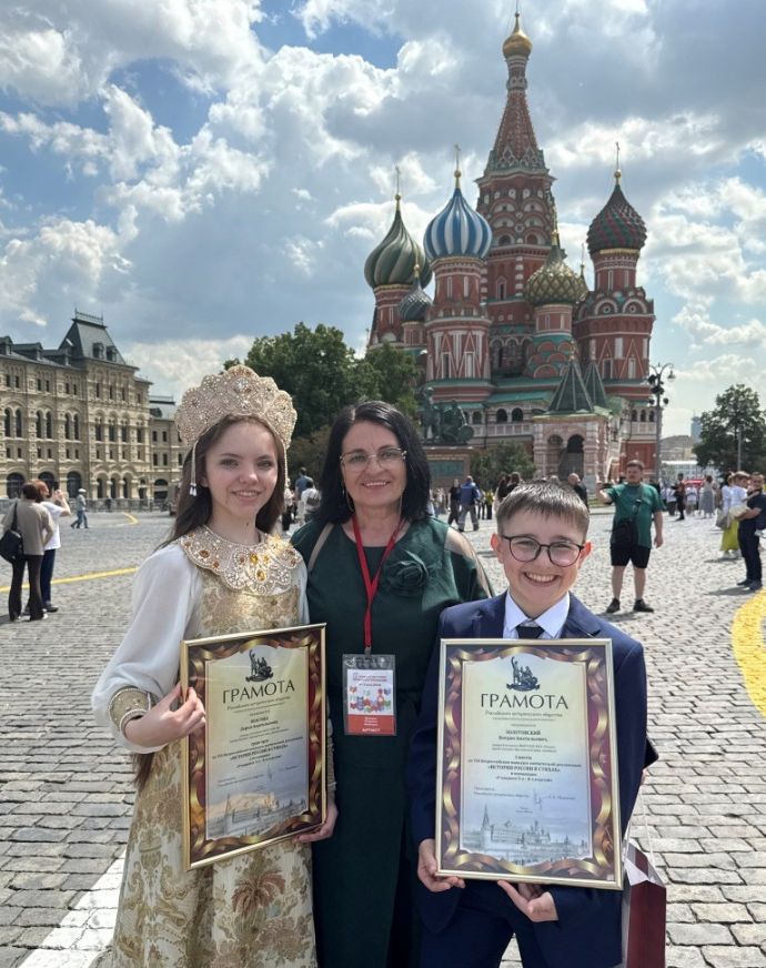 Два школьника из Находки признаны эталоном чтецкого мастерства
