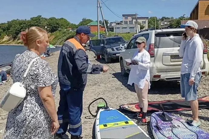 Спасатели Находки проводят профилактические рейды на водоёмах