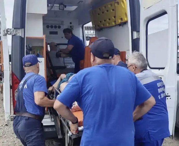 В бухте Прозрачной спасатели вернули к жизни 85-летнюю женщину